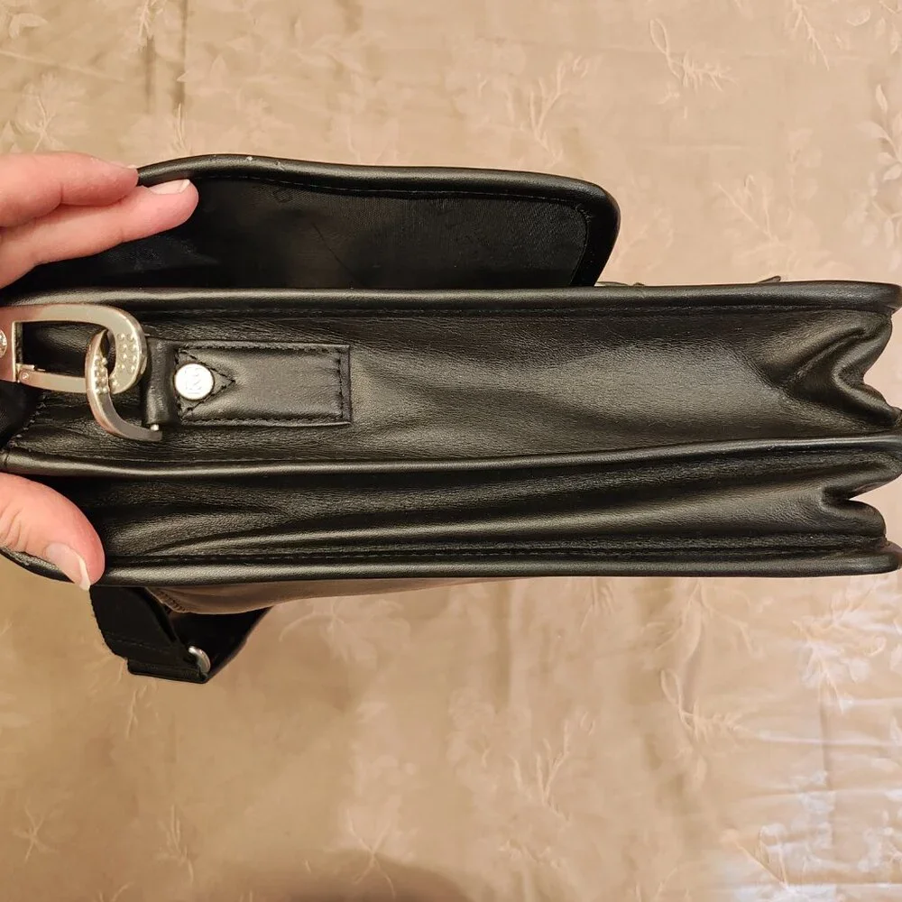 Kenneth Cole Reaction Briefcase 521885, Excellent Used Condition! (EUC) - Picture 3 of 14